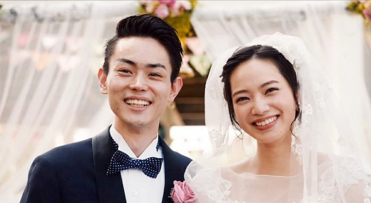 Masaki Suda e Nana Komatsu realizam cerimônia privada de casamento